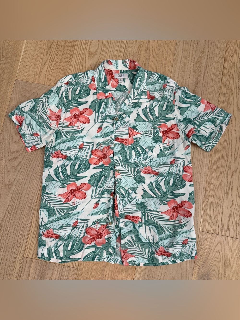 ❤️ Croft & Barrow - Tropical Floral Camp Shirt - M